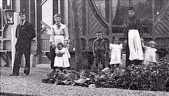 Uitsnede uit familiefoto familie Priem uit 1903