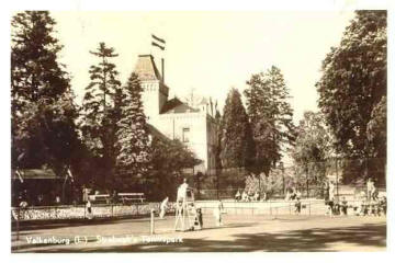 Tennisbanen van de familie Theunissen in de jaren '50
